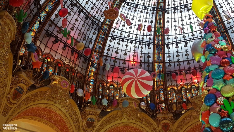 Sapin des Galeries Lafayette à Noel